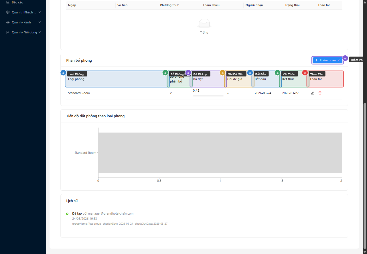 Group Bookings table với batch actions
